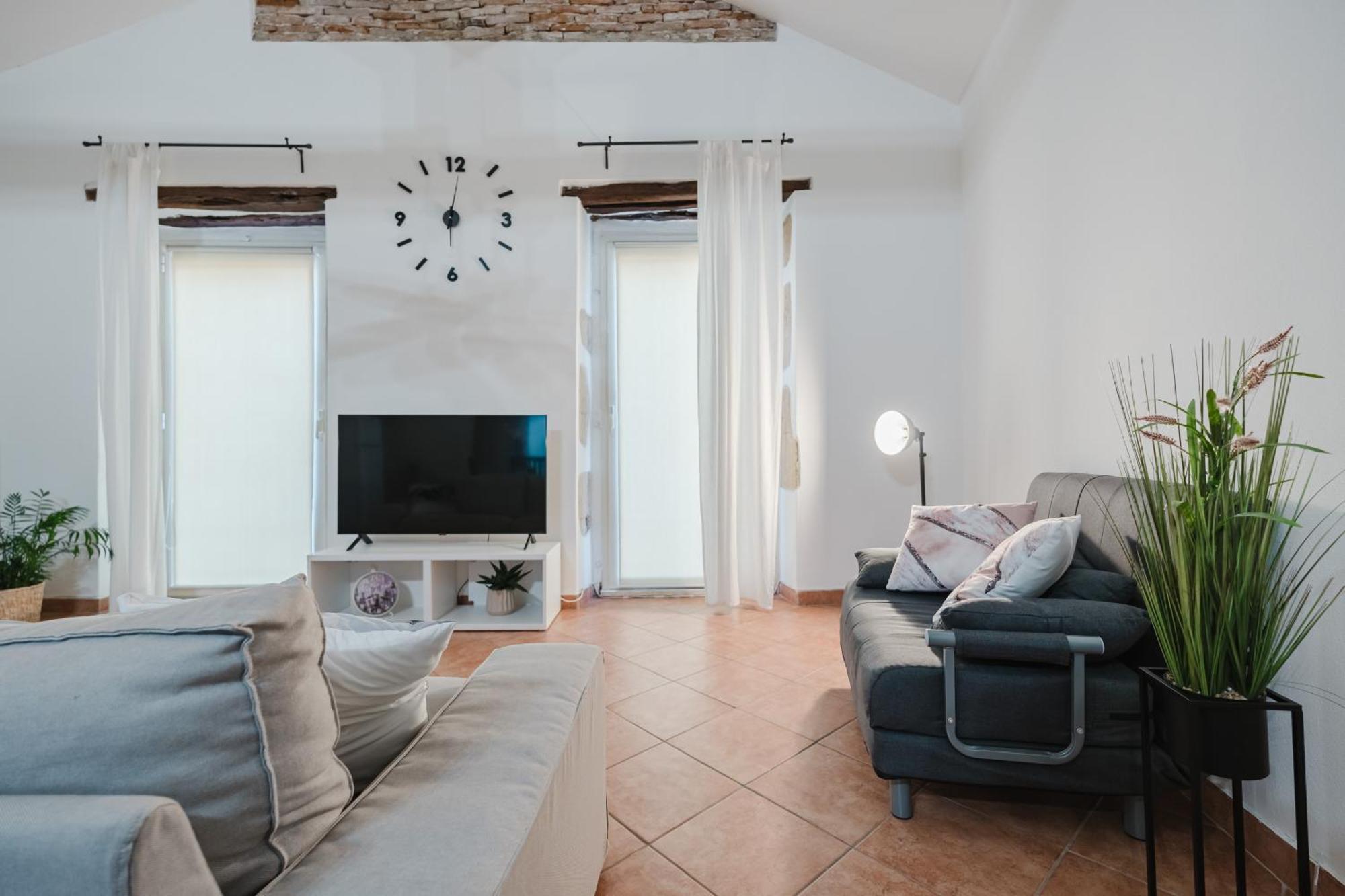 Villa Loft In Manno Cagliari Exterior foto